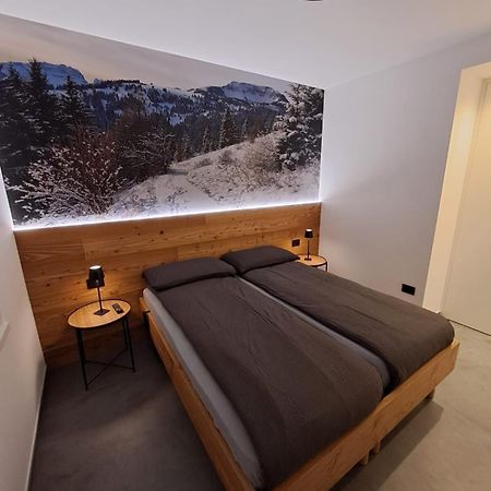 Il Nido Del Peller Apartment Клес Екстериор снимка