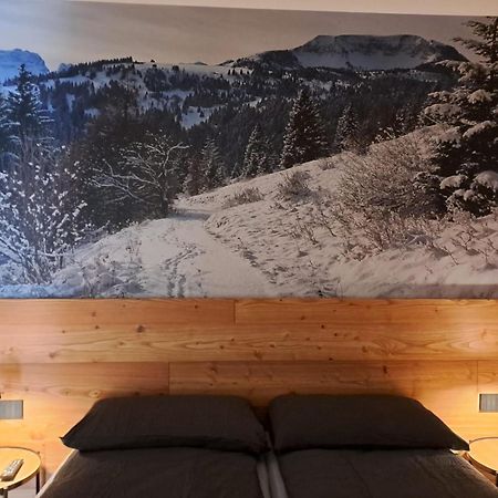 Il Nido Del Peller Apartment Клес Екстериор снимка