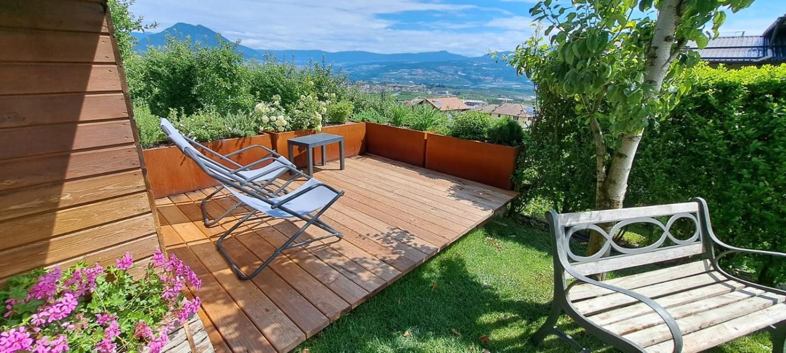 Il Nido Del Peller Apartment Клес Екстериор снимка